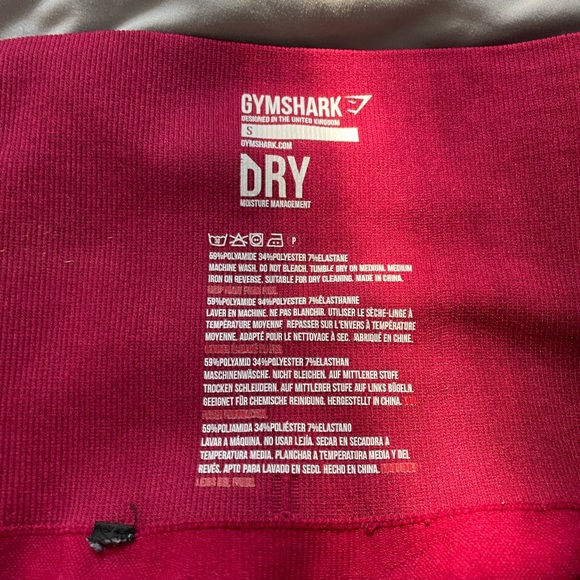 SMALL GYMSHARK LEGGINGS!! - Picture 5 of 5